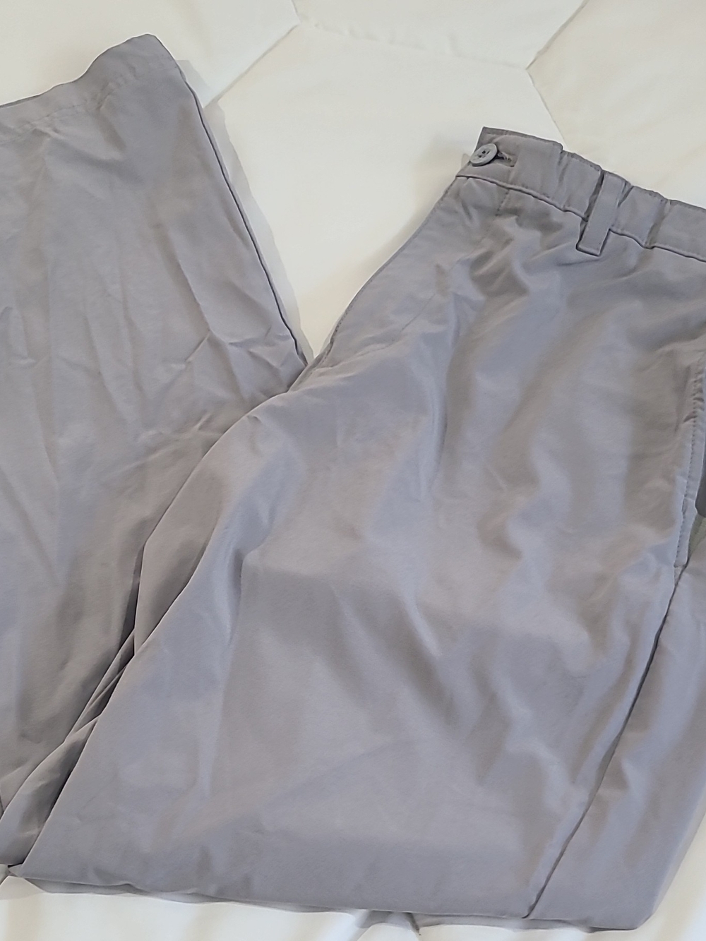 IZOD Golf Men's Gray Khaki Golf Pants 36x32 Flat Front Belt Loops